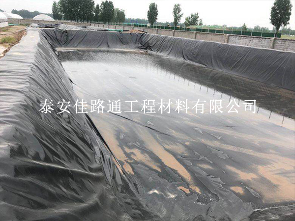多年養(yǎng)殖防滲膜生產(chǎn)經(jīng)驗，為您總結(jié)厚度影響因素